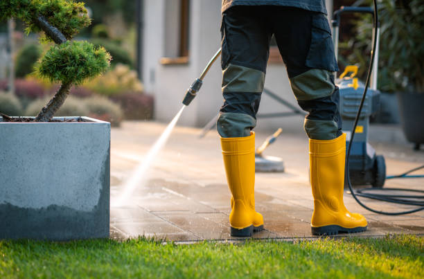 Best Deck Pressure Washing  in Kearney, MO